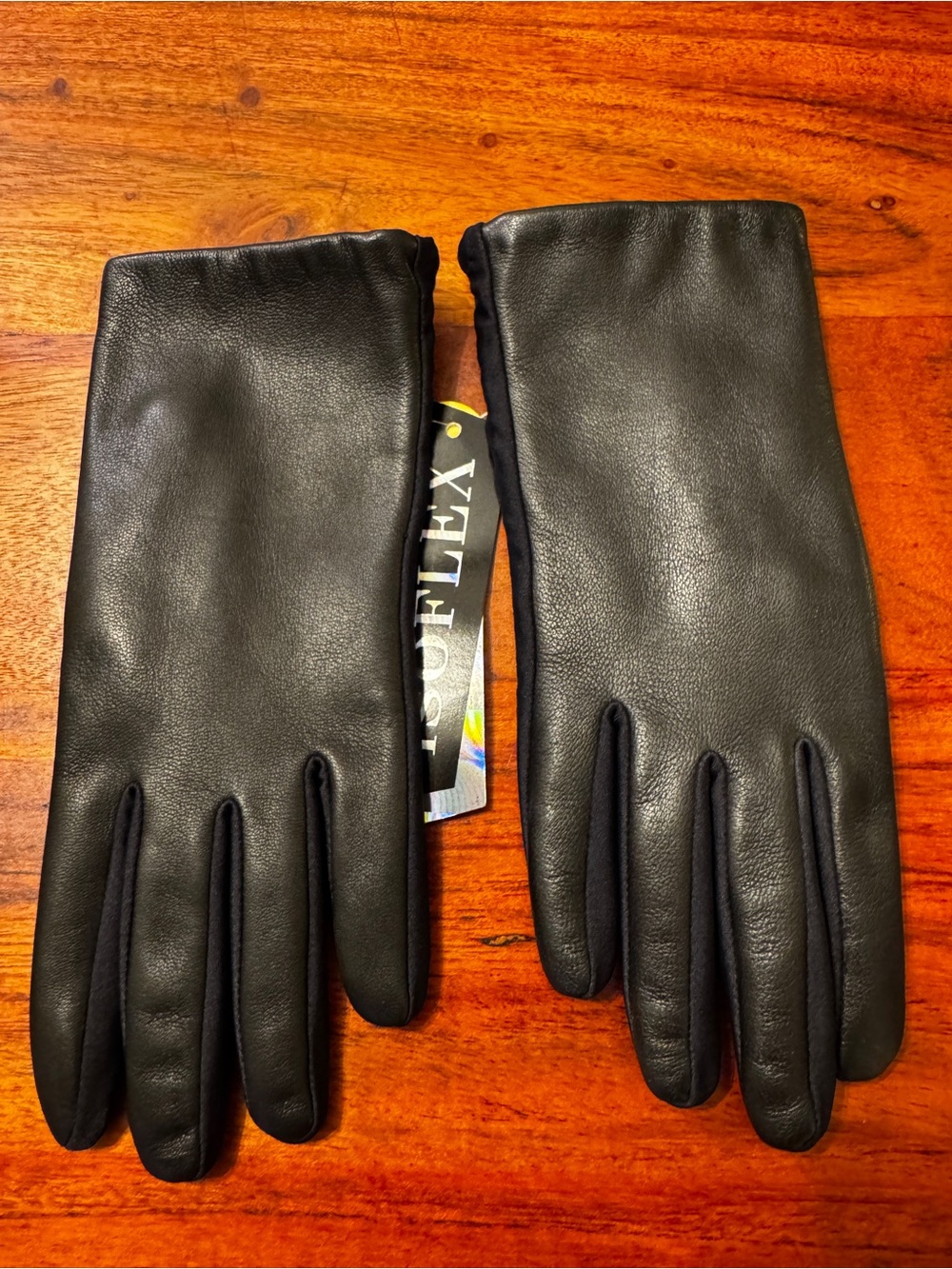 Women’s Isotoner Isoflex Black Leather Gloves
